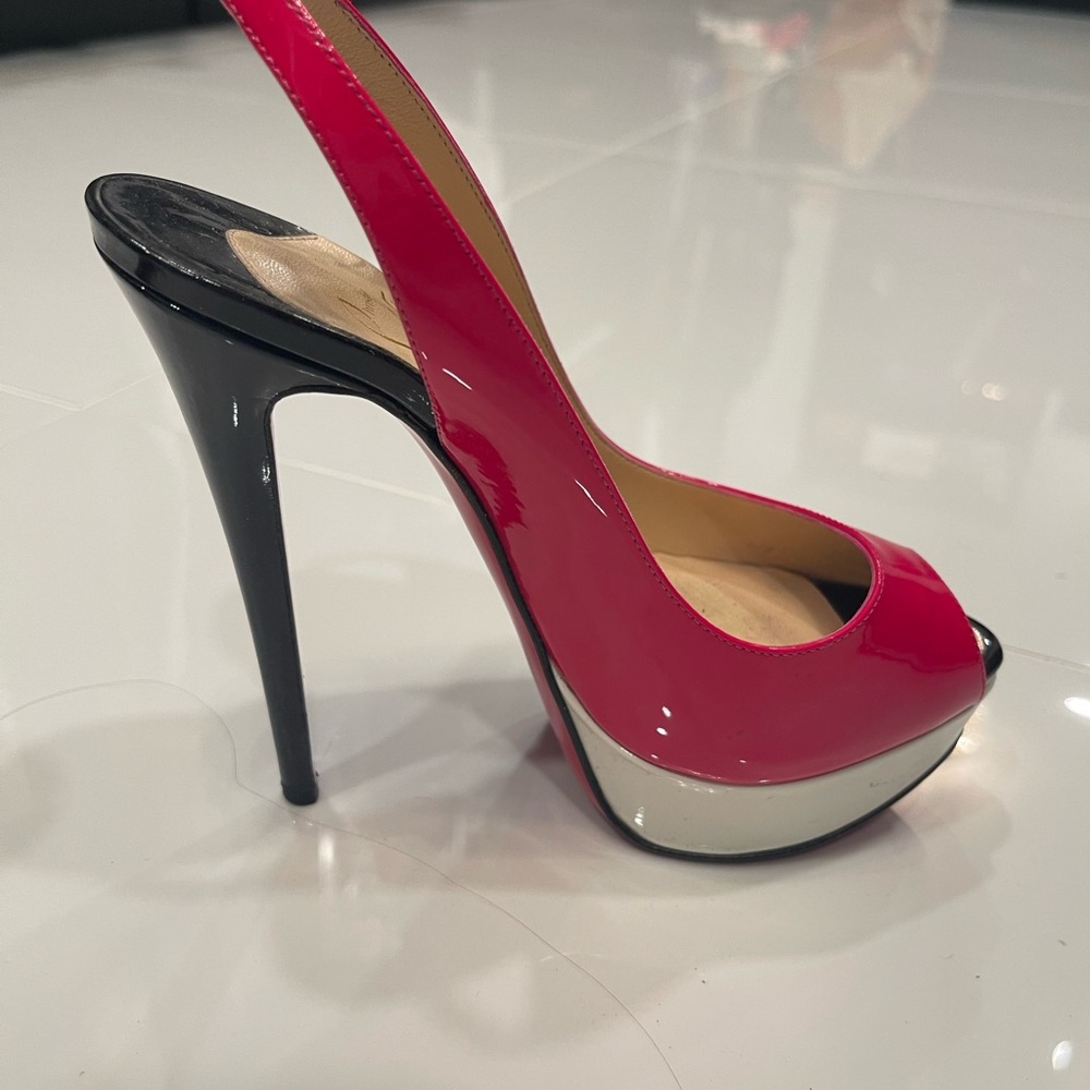 Christian Louboutin Peep Toe Slingbacks - Picture 4 of 14